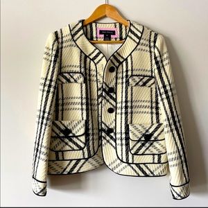 Pink Tartan Woman’s Blazer Size 10 New without tags ❤️